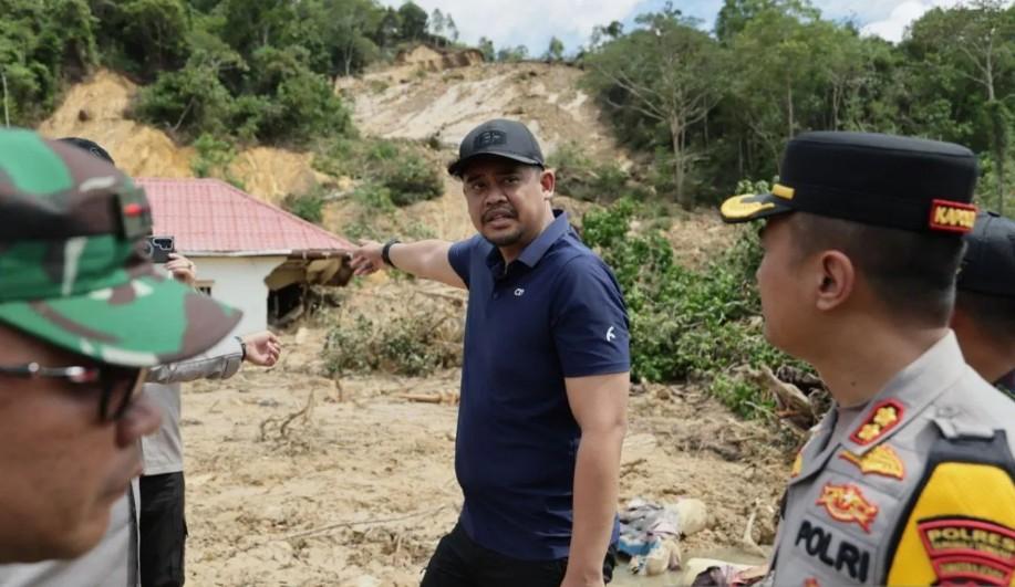 Gubernur Sumut Bobby Nasution Pimpin Langsung Penanganan Banjir Bandang dan Longsor di Tapanuli Tengah
