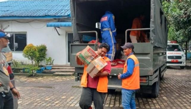 Pemkab Deli Serdang Salurkan Bantuan Logistik untuk Warga Terdampak Banjir di Sunggal dan Labuhan Deli