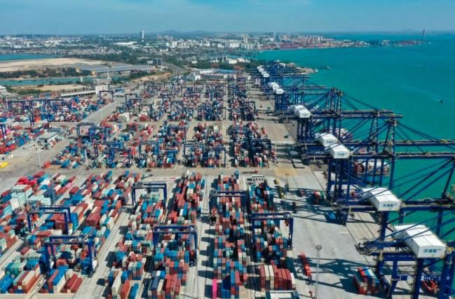 Perdagangan Internasional China Capai Rp71,4 Kuadriliun pada Oktober 2025, Surplus 79,2 Miliar Dolar AS