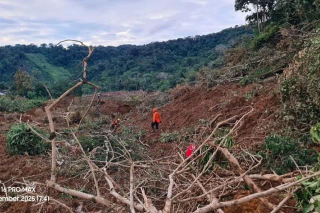 Longsor di Pasaman Barat, Enam Warga Masih Hilang, Akses Terputus Hambat Pencarian
