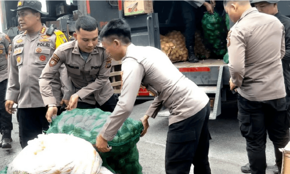 Polda Sumut Salurkan Bantuan Udara untuk Korban Bencana di Tapanuli Tengah dan Sibolga