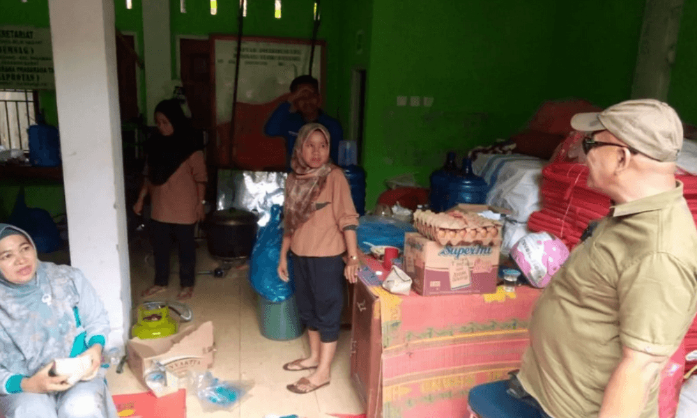 Dapur Umum di Pasaman Barat Bertambah Jadi 25 Titik, Warga dan Donatur Ikut Bantu Pengungsi Banjir dan Longsor