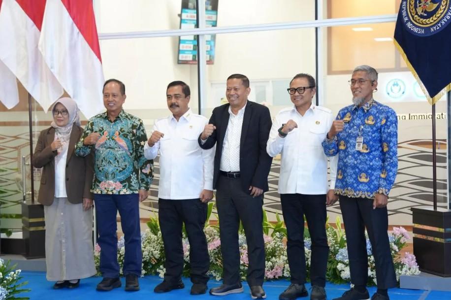 Menteri Imigrasi Resmikan Campus Immigration Point Pertama di Indonesia di Universitas Diponegoro