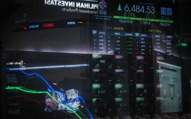 IHSG Menguat di Awal Pekan, LQ45 Ikut Dibuka Positif