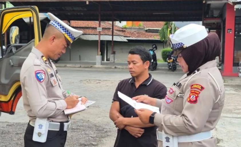 Hampir 4.000 Pelanggar Ditindak Selama Operasi Zebra Lodaya 2025 di Sumedang, Helm Jadi Pelanggaran Terbanyak