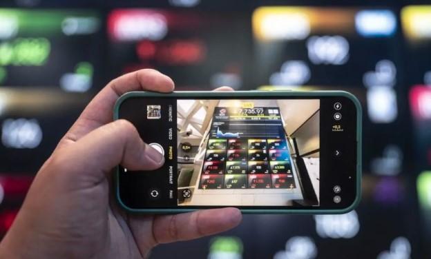 IHSG Menguat di Awal Perdagangan Seiring Sentimen Positif dari Data Ekonomi Domestik