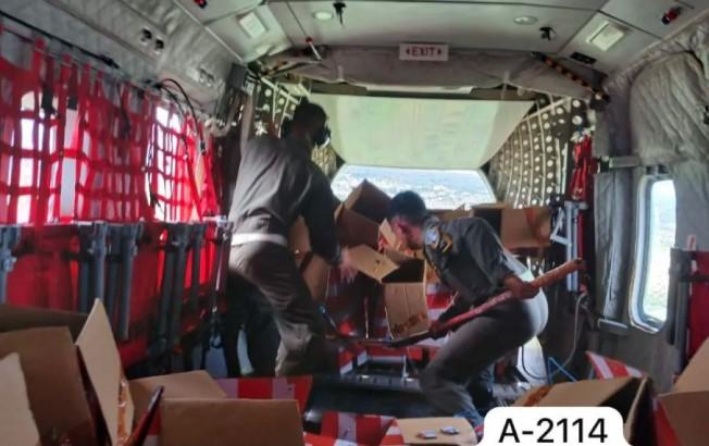 TNI AU Terjunkan 190 Helibox Logistik ke Wilayah Banjir Aceh Tamiang, Gunakan Dua Pesawat Angkut