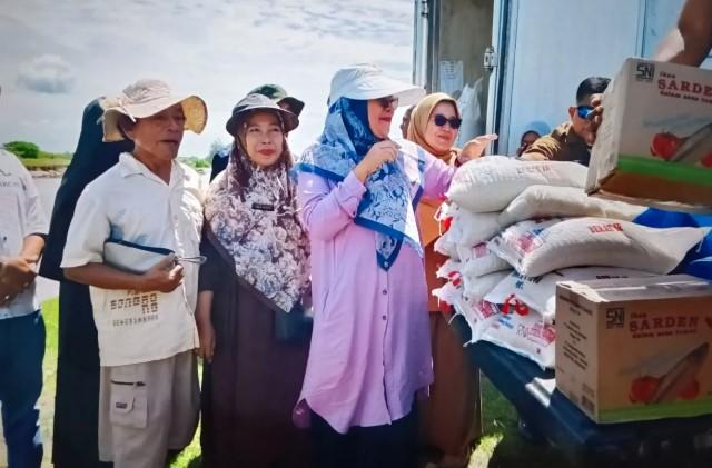 Pemkab Pasaman Barat Salurkan 8,1 Ton Beras untuk Warga Terdampak Banjir di Empat Nagari
