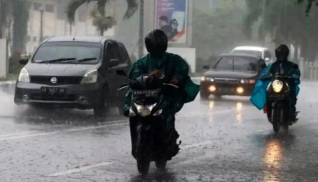 BMKG: 75 Persen Wilayah Indonesia Telah Memasuki Musim Hujan, Masyarakat Diimbau Tetap Bijak Gunakan Air