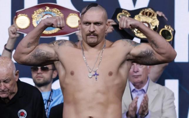 Usyk Ajukan Pertarungan Pertahanan Gelar WBC Secara Sukarela Melawan Deontay Wilder