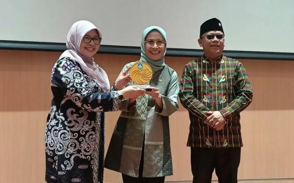 DPR dan Kemendiktisaintek Prioritaskan Kesejahteraan Dosen dalam Regulasi dan Anggaran Pendidikan Tinggi