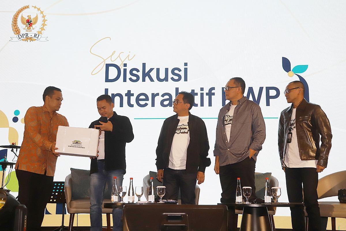 Bentuk Kepedulian, KWP Galang Donasi untuk Korban Bencana Sumatera