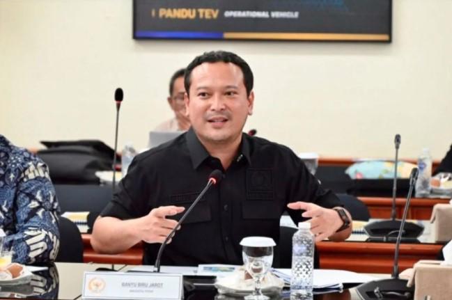 DPR Tekankan Pindad sebagai Motor Inovasi Menuju Kemandirian Industri Pertahanan Nasional
