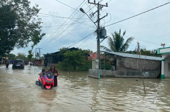 Banjir di Serdang Bedagai Masih Rendam Dua Kecamatan, Warga Bertahan di Pengungsian Lebih dari Sepekan