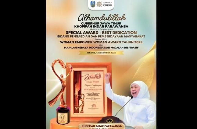 Khofifah Terima Woman Empower Award 2025 atas Perjuangan Memberdayakan Perempuan Jawa Timur