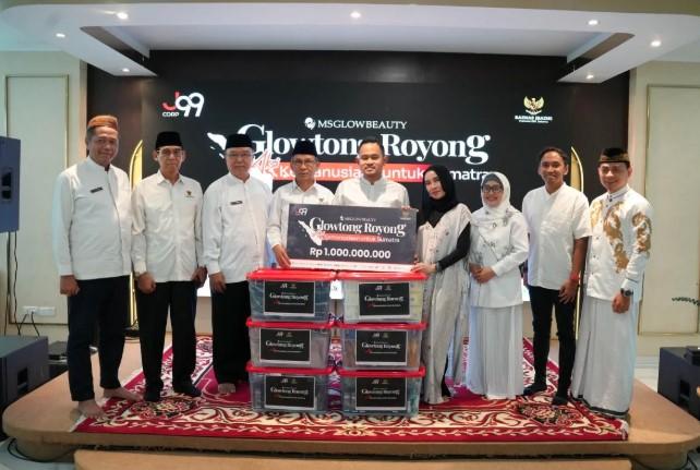 Baznas Terima Donasi Rp1 Miliar dari J99 Corp dan MS Glow untuk Korban Banjir dan Longsor di Sumatra