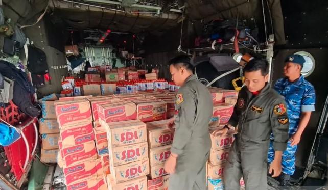 Lanud SMH Kirimkan 14 Ton Bantuan untuk Korban Banjir di Sumatera