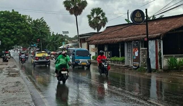 BMKG Waspadai Cuaca Ekstrem di NTT pada 8-14 Desember 2025