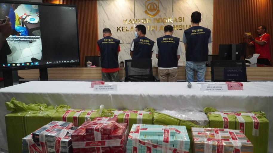 Bea Cukai Bongkar Sindikat Rokok Ilegal, 130 Ribu Batang Diamankan dan Empat WNA Diperiksa