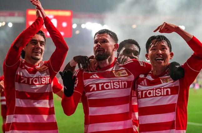 Kalahkan Leipzig 3-1, Union Berlin Tembus Papan Atas Bundesliga