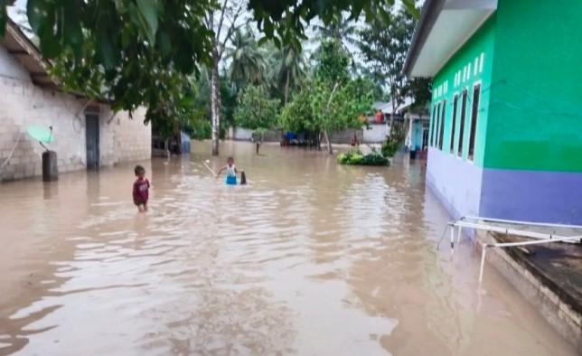 BPBD Bangka Ingatkan Warga Pesisir Waspadai Potensi Banjir Rob hingga 26 Desember 2025