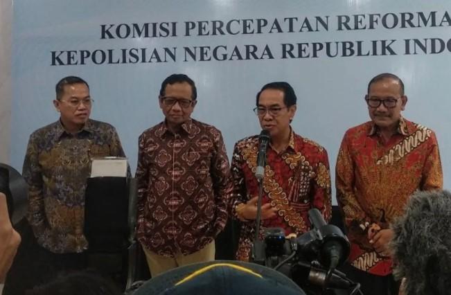 Mahfud MD Ungkap Dua Akar Masalah Utama di Tubuh Polri: Politik dan Kepemimpinan