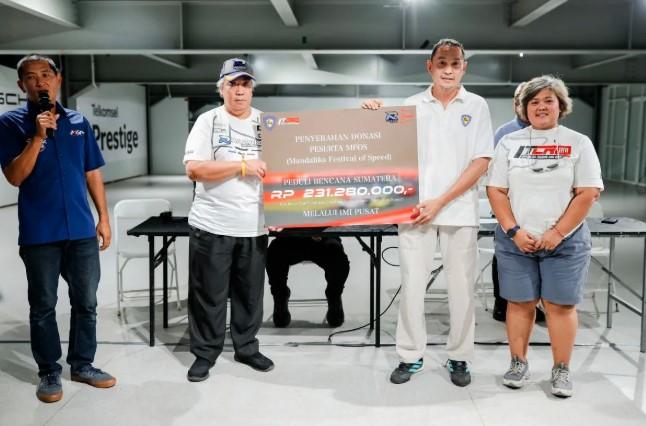 Pembalap Indonesia Galang Donasi Rp231 Juta untuk Korban Bencana di Sumatera dan Aceh