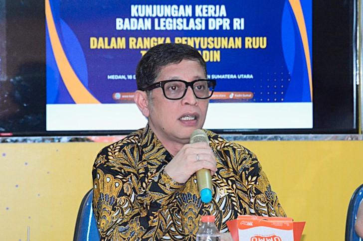 Baleg Sebutkan Empat Alasan RUU Kadin Harus Diperbarui