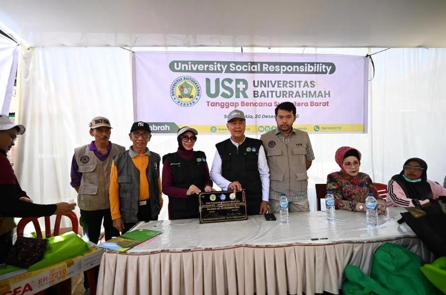 Universitas Baiturrahmah Kirim Dokter Spesialis Bantu Korban Galodo Agam, Fokus Layanan Kesehatan Ibu dan Anak