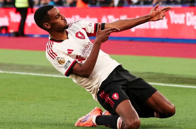 Alexander Isak Akui Penurunan Performa di Liverpool, Janji Akan Bangkit Lewat Pengalaman Pahit di Masa Lalu