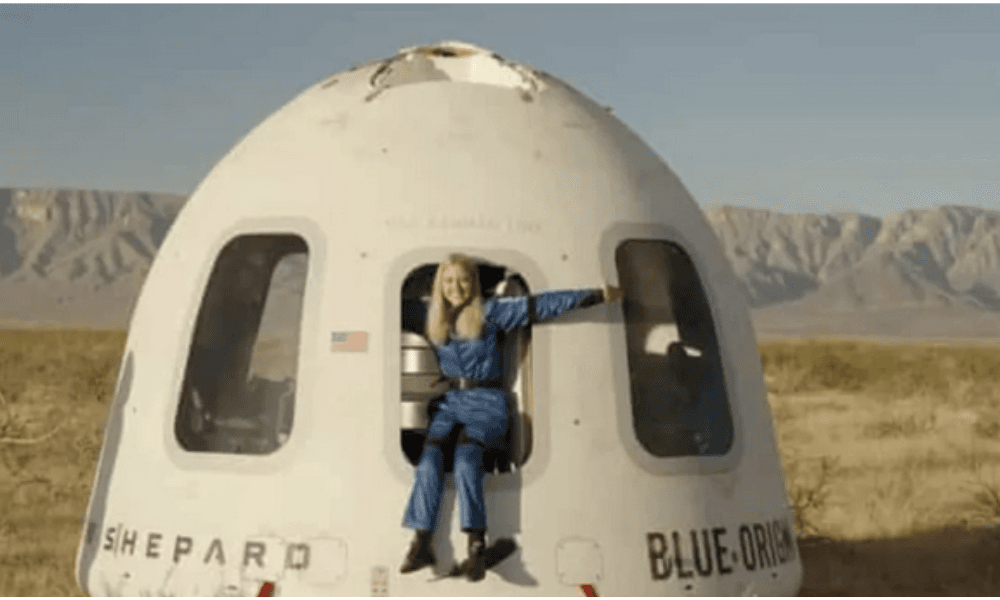 Blue Origin Terbangkan Pengguna Kursi Roda Pertama ke Luar Angkasa dalam Misi New Shepard NS-37