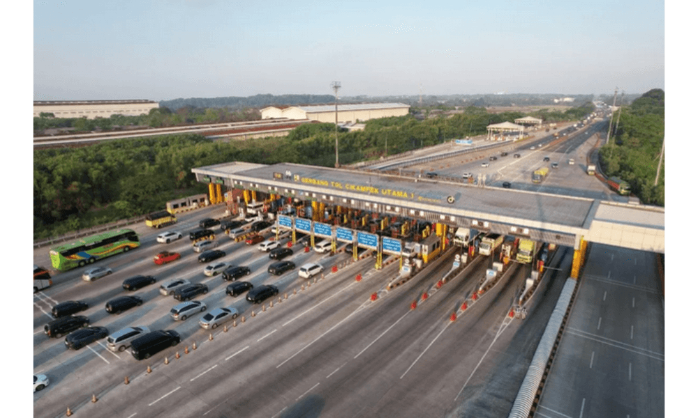 Lonjakan Kendaraan Jelang Natal 2025: Lebih dari 519 Ribu Mobil Tinggalkan Jabotabek dalam Tiga Hari