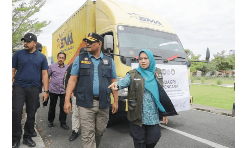 Kemendagri dan PKK Pusat Salurkan Bantuan Logistik ke Korban Bencana di Aceh