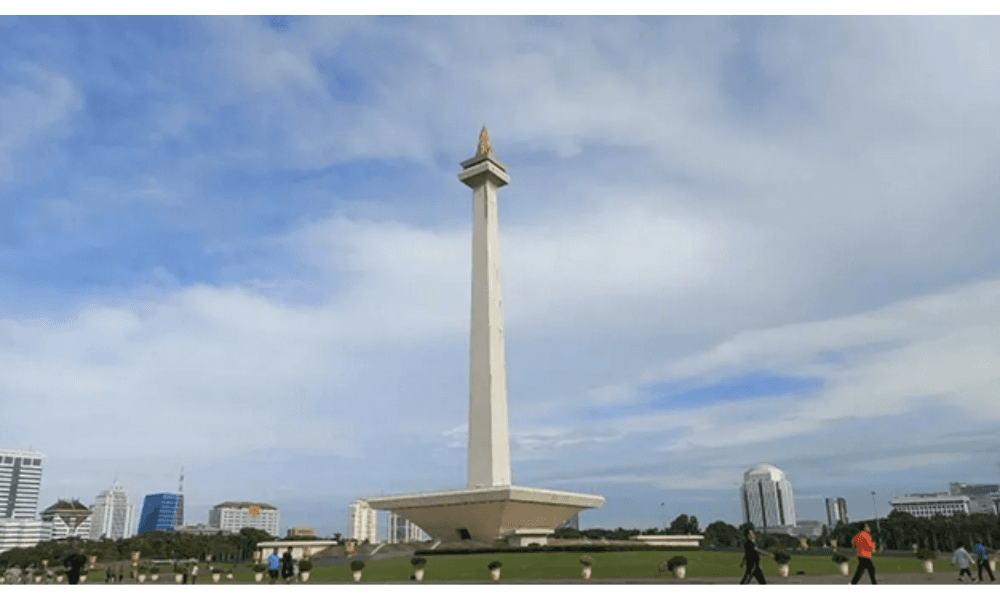 Cuaca Jakarta Senin Diprediksi Cerah Berawan, Hujan Masih Mengintai Wilayah Barat dan Selatan