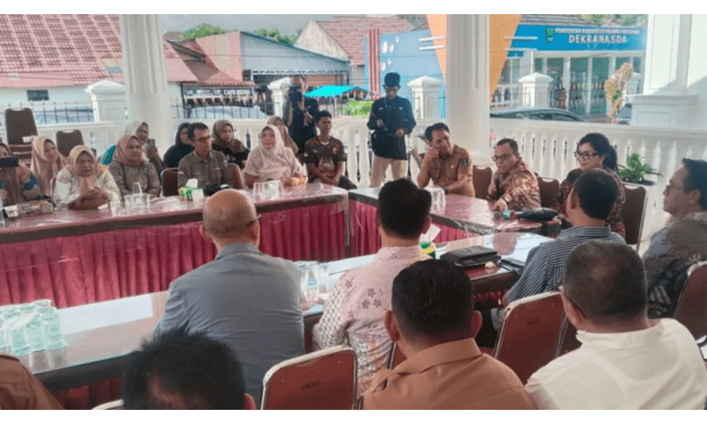 Ketua Komisi VII DPR RI Dorong Pendataan dan Pendampingan UMKM Pascabencana di Padang Pariaman