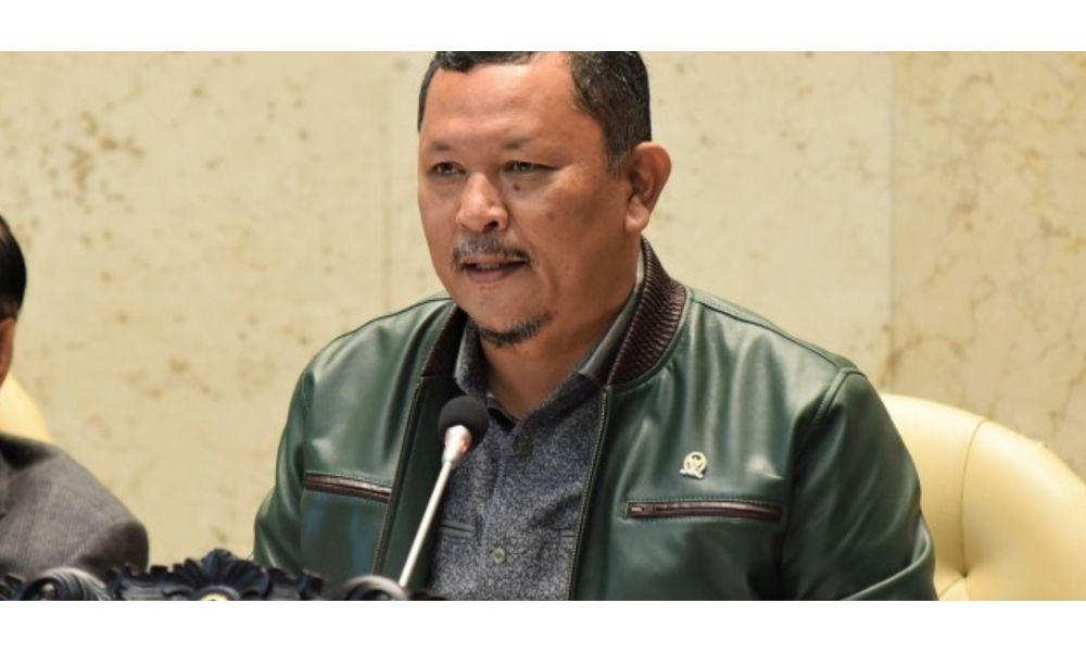 Krisis Air Bersih Pasca Banjir dan Longsor di Sumatera, DPR Desak Pemerintah Bertindak Cepat