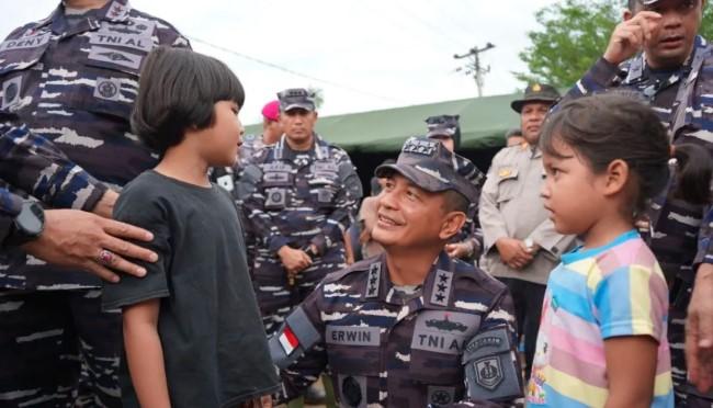 Wakil KSAL Minta Prajurit TNI AL Maksimalkan Layanan Kemanusiaan bagi Korban Bencana di Aceh