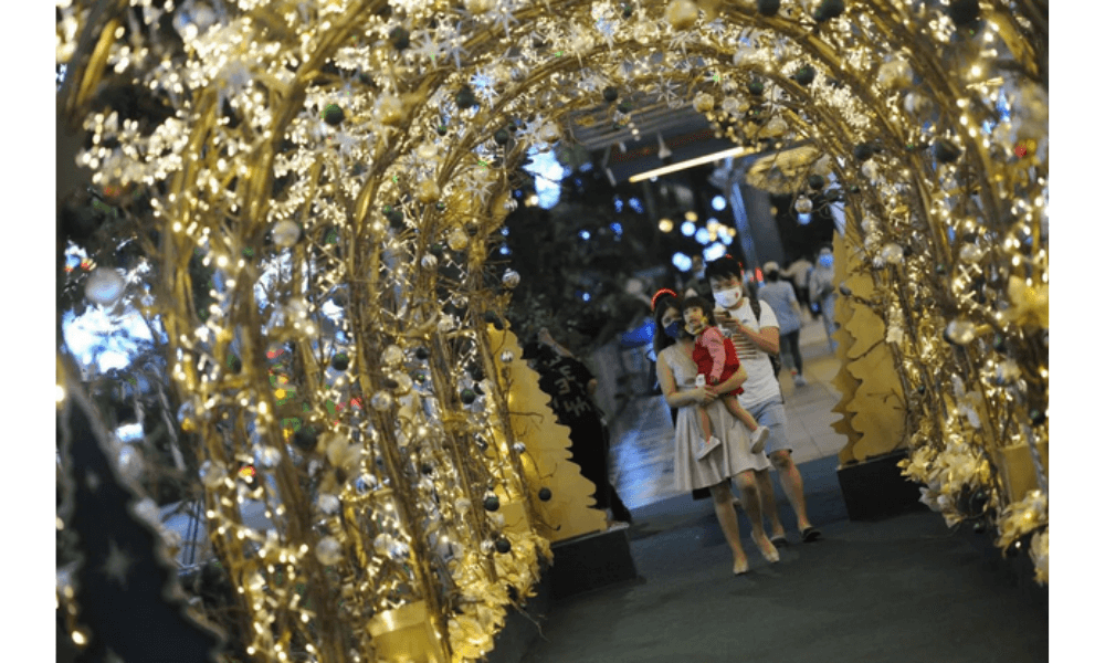 Singapura Perketat Keamanan di Orchard Road Jelang Malam Natal, Kerumunan Besar Diperkirakan