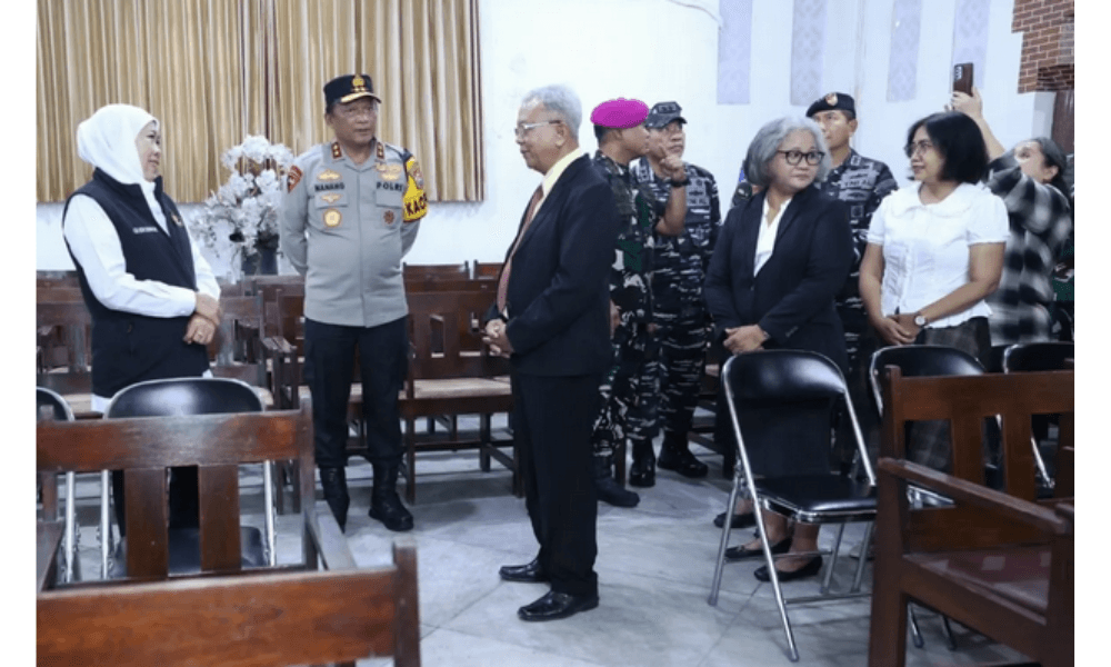 Forkopimda Jawa Timur Tinjau Gereja di Surabaya Pastikan Pengamanan Malam Natal 2025 Aman dan Kondusif