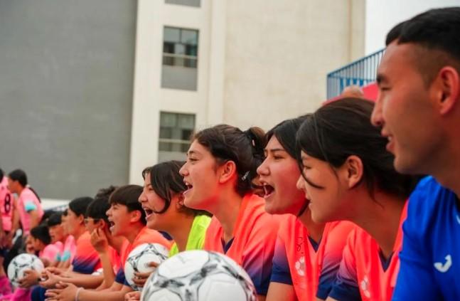 Xinjiang Perluas Program Sepak Bola Sekolah untuk Bangun Talenta Akar Rumput