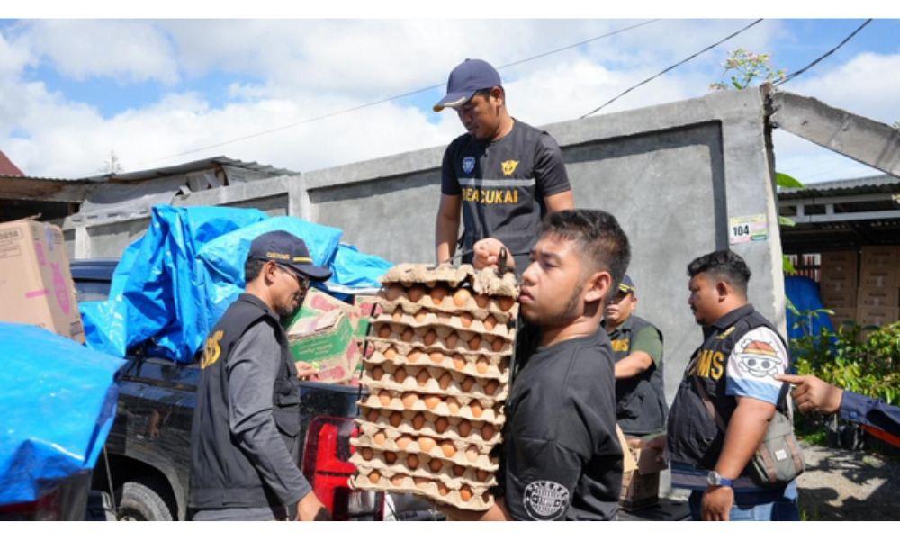 Relawan Kemenkeu Peduli dan Bea Cukai Salurkan Bantuan ke Bener Meriah dan Aceh Tengah Usai Akses Terbuka Terbatas