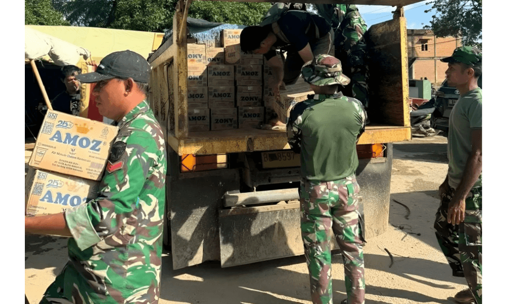 Alumni TNI-Polri 2006 Salurkan Bantuan Kemanusiaan untuk Korban Bencana di Aceh