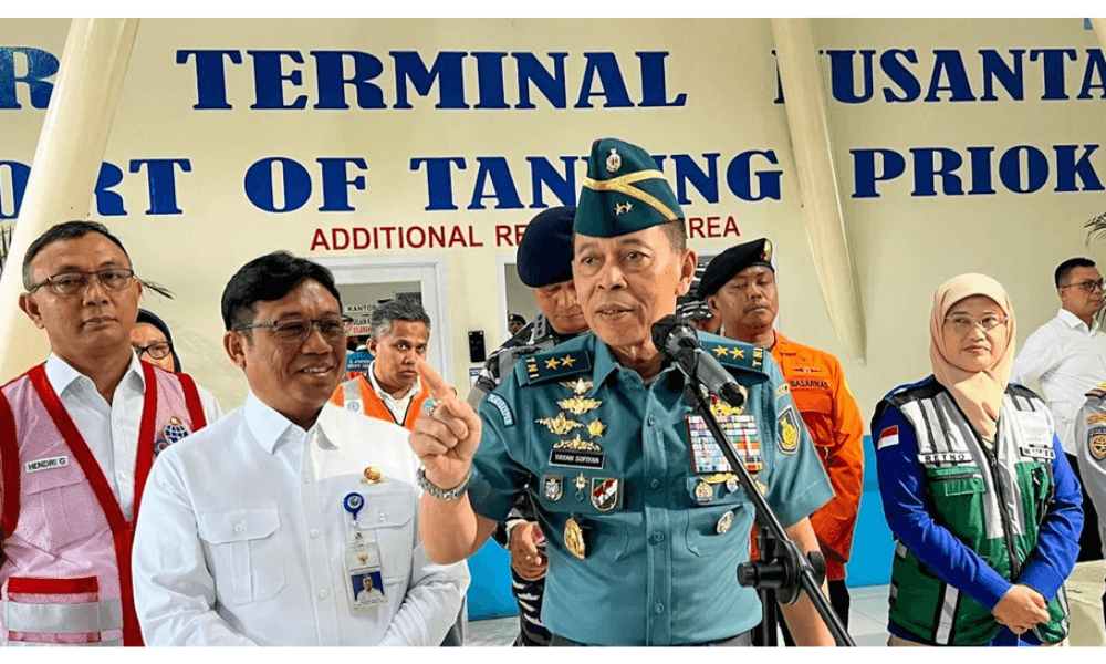 TNI AL Siagakan Kapal Perang Hadapi Lonjakan Pelayaran dan Cuaca Ekstrem Selama Nataru 2025/2026