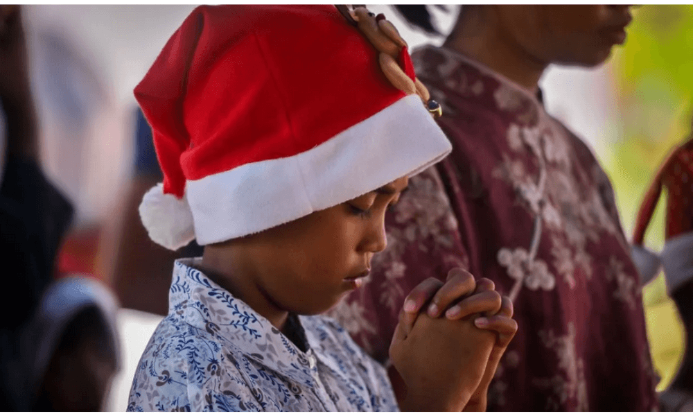 Telaah Natal 2025: Allah Hadir untuk Menyelamatkan Keluarga di Tengah Krisis Sosial dan Ekologis