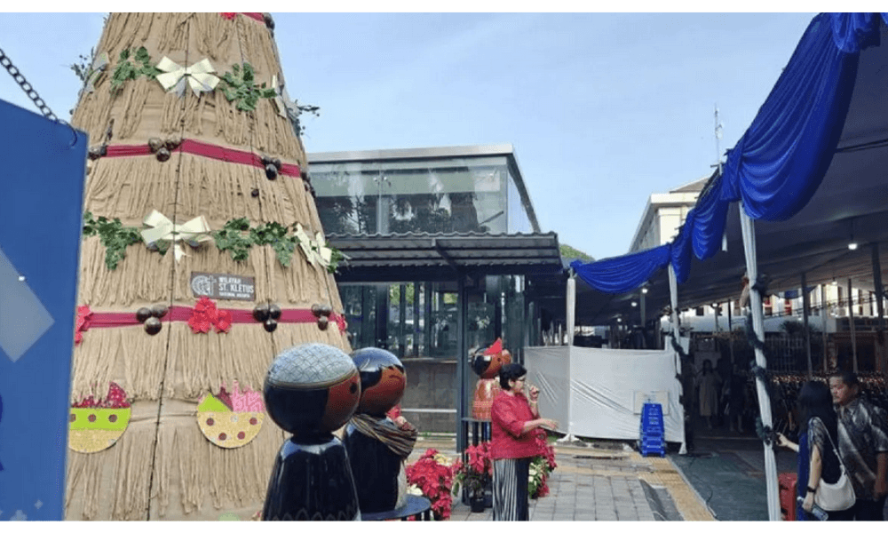 Katedral Jakarta Gunakan Dekorasi Natal Daur Ulang untuk Angkat Pesan Solidaritas dan Kepedulian Lingkungan