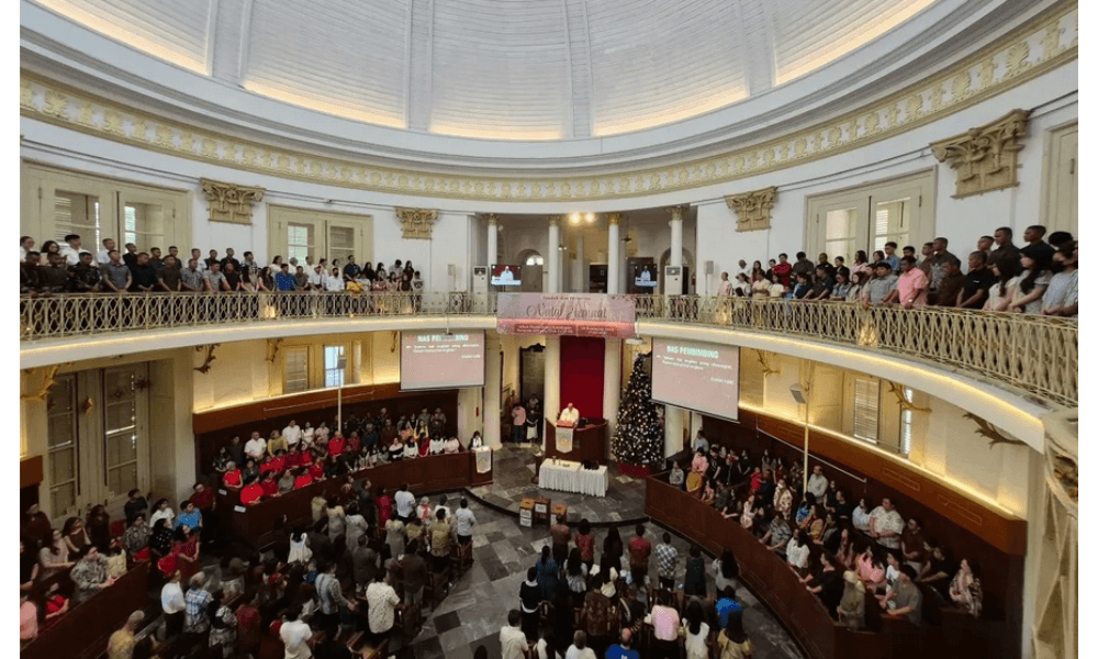Jemaat GPIB Immanuel Jakarta Jalani Ibadah Misa Natal 2025 dengan Khidmat dan Antusiasme Tinggi