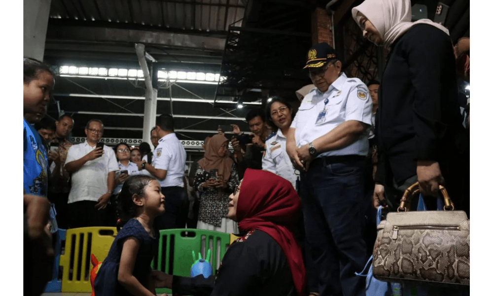 Menteri PPPA Minta KAI Tambah Permainan Tradisional Anak di Stasiun Yogyakarta