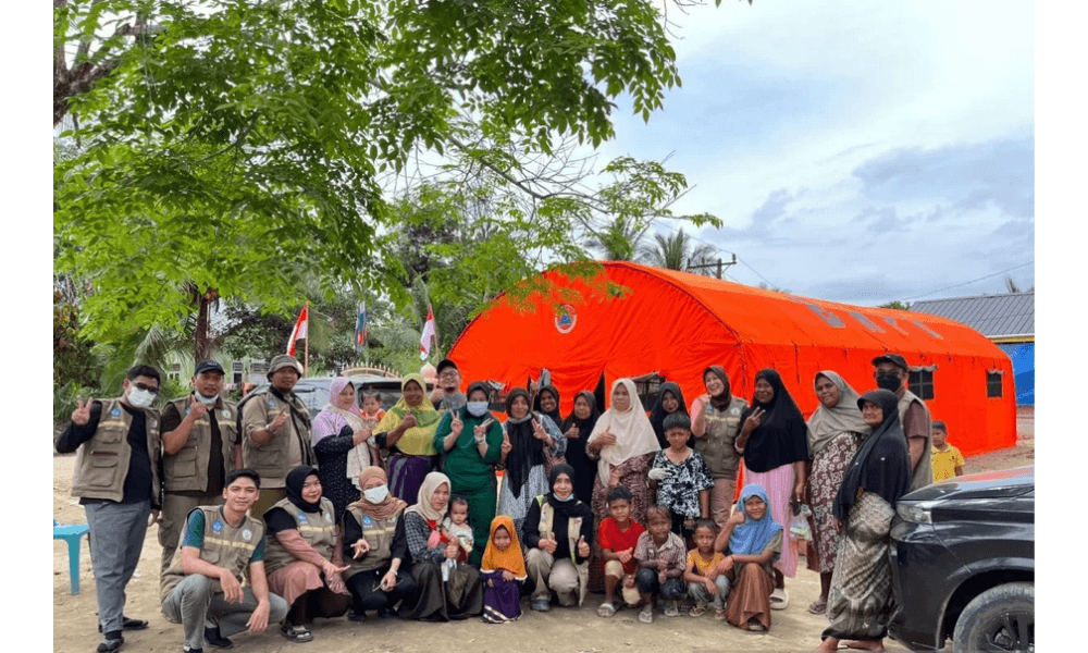 Tim PKM FK Untan Buka Layanan Kesehatan Darurat dan Trauma Healing di Wilayah Banjir Aceh