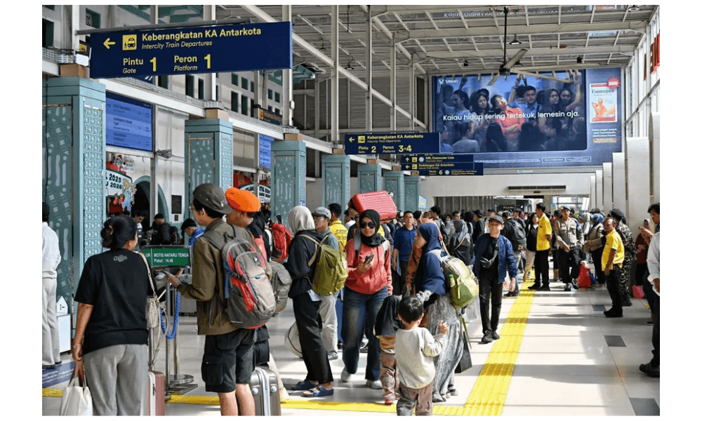 Angkutan Umum Nataru 2025/2026 Capai 10,1 Juta Penumpang dalam 9 Hari, Kemenhub Minta Waspadai Cuaca Ekstrem dan Patuhi Atura