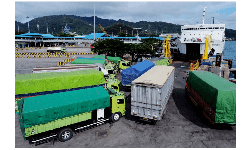 Truk Sumbu Tiga ke Atas Dilarang Melintas Selama Nataru 2025/2026, Berlaku 24 Jam di Tol